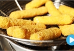 Vietnamese food: Fried cheese sticks